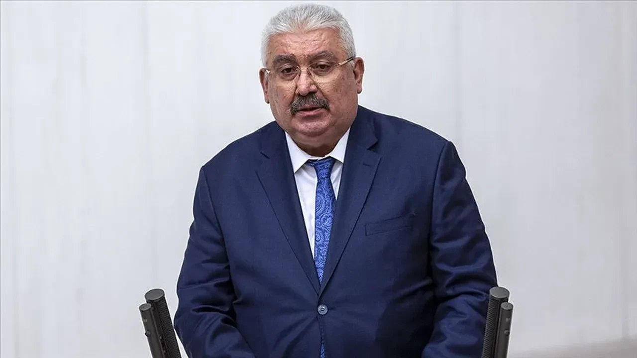 Bahçeli'nin Öcalan çıkışına Arınç'tan "Önce bunu halletsinler" sözleri! MHP'den sert tepki geldi