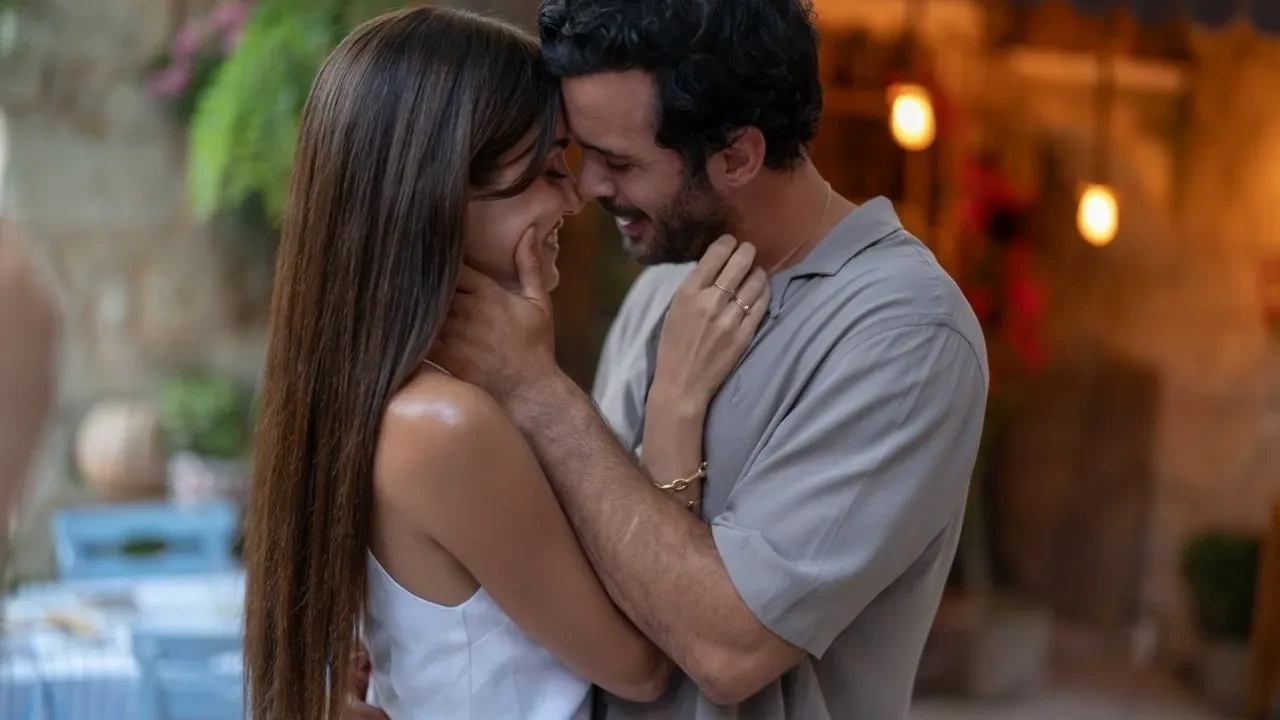 Barış Arduç ve Hande Erçel’li Rüzgara Bırak filmi televizyonda ilk kez yayınlanacak! Rüzgara Bırak filmi hangi kanalda oynayacak?
