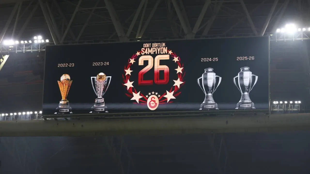 Dursun Özbek şampiyonluk kutlaması için tarih verdi! Galatasaraylı taraftarları heyecanlandıran açıklama