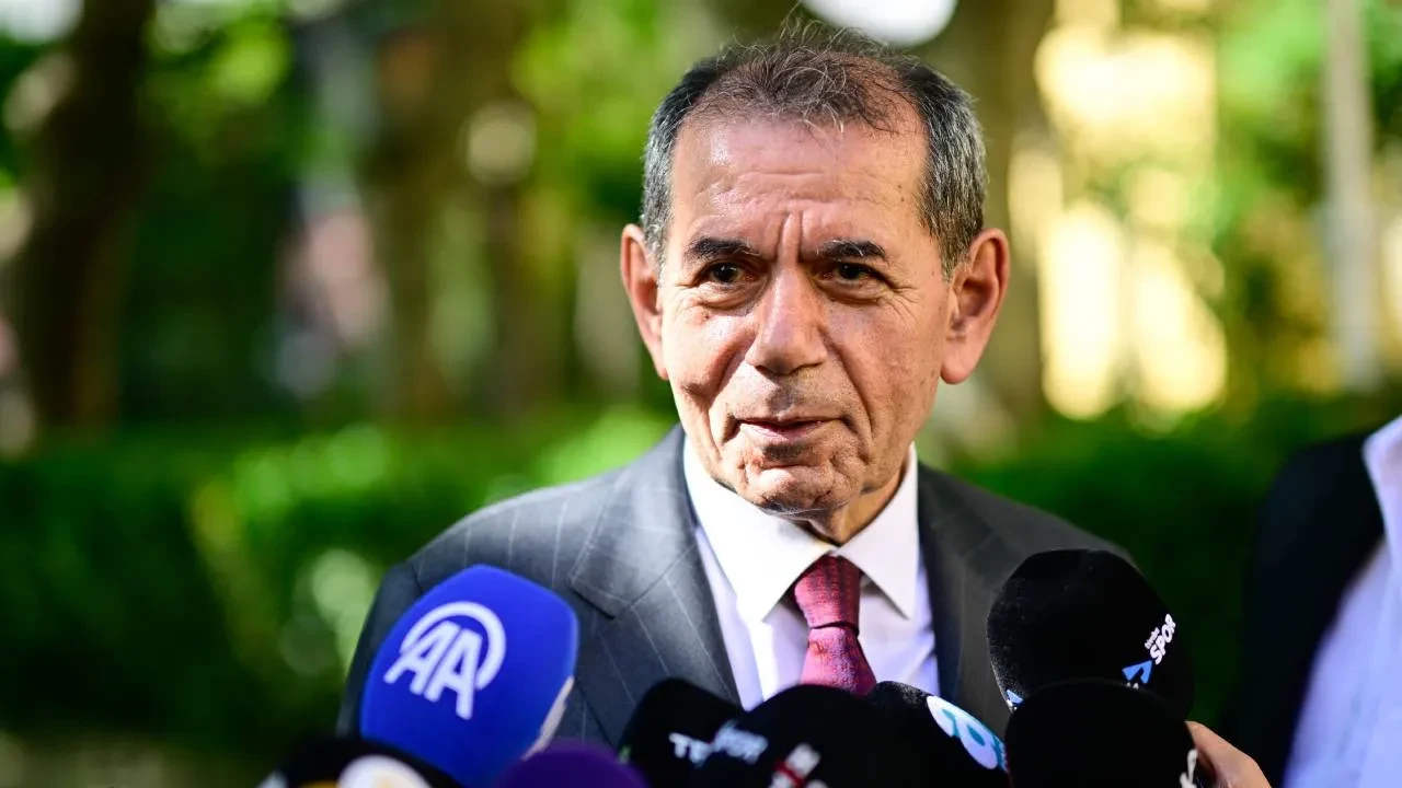 Dursun Özbek şampiyonluk kutlaması için tarih verdi! Galatasaraylı taraftarları heyecanlandıran açıklama
