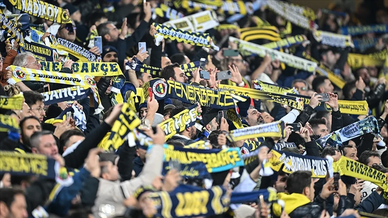 Fenerbahçe'den ücretsiz bilet duyurusu! Eyüpspor maçı için açıklama geldi