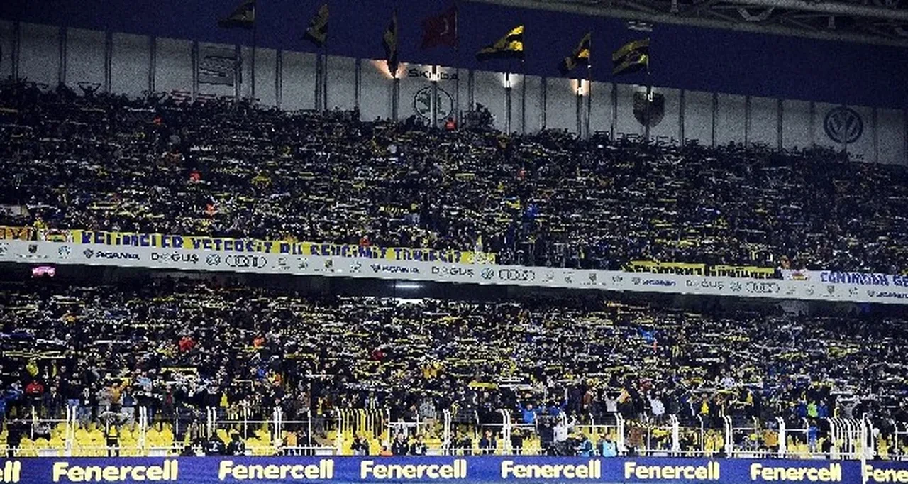 Fenerbahçe'den ücretsiz bilet duyurusu! Eyüpspor maçı için açıklama geldi