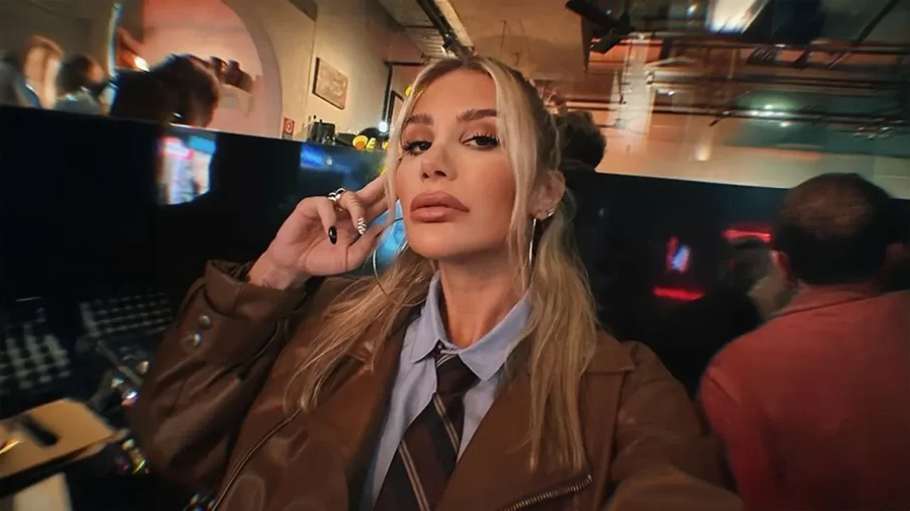 İrem Derici’nin param bitti açıklaması şoke etti! Eve sürekli kağıt geliyor