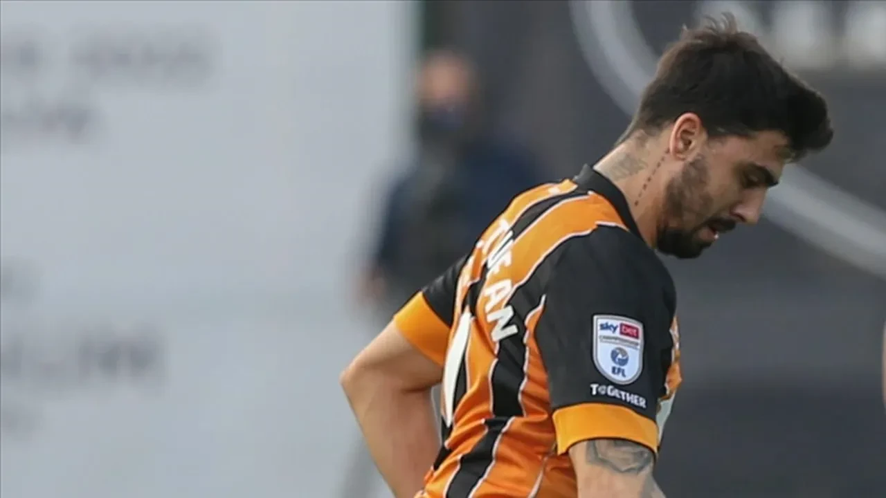 Millwall Hull City maçı hangi kanalda? CANLI maç yayını şifresiz kanalda verilecek
