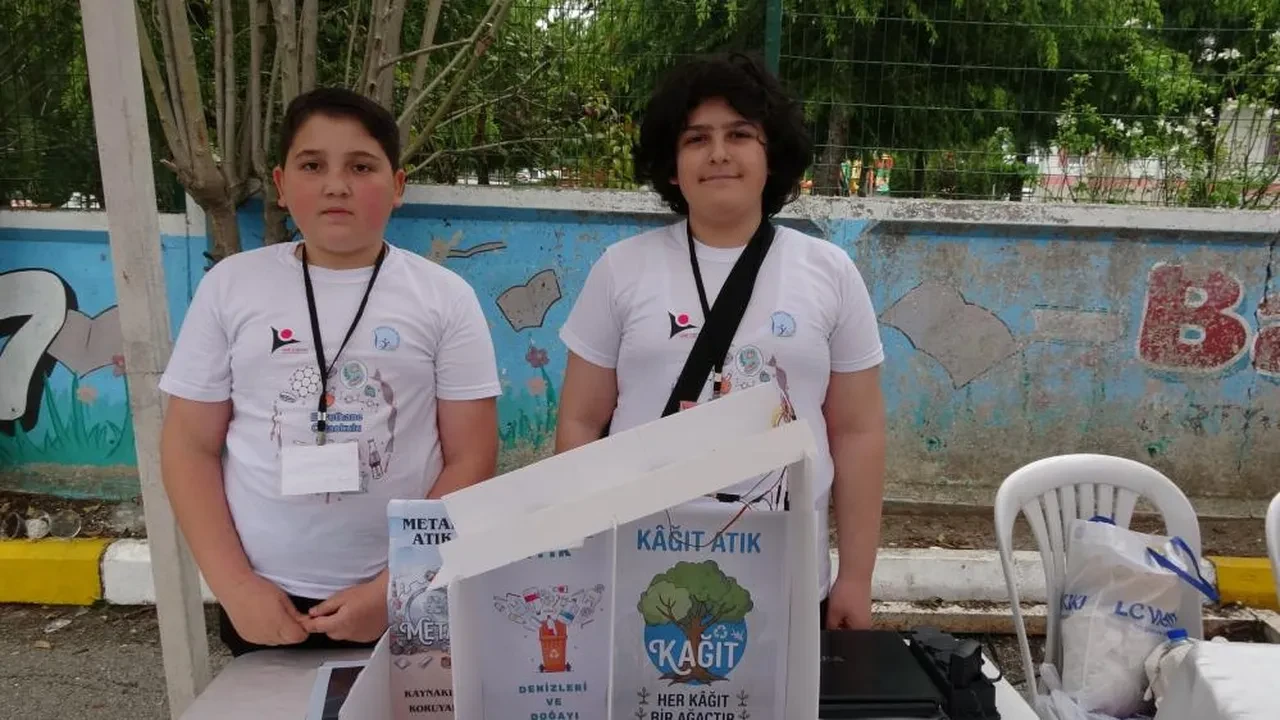 Ortaokul öğrencilerinin akıllı çöp kutusu, otonom ayrıştırma yapıyor