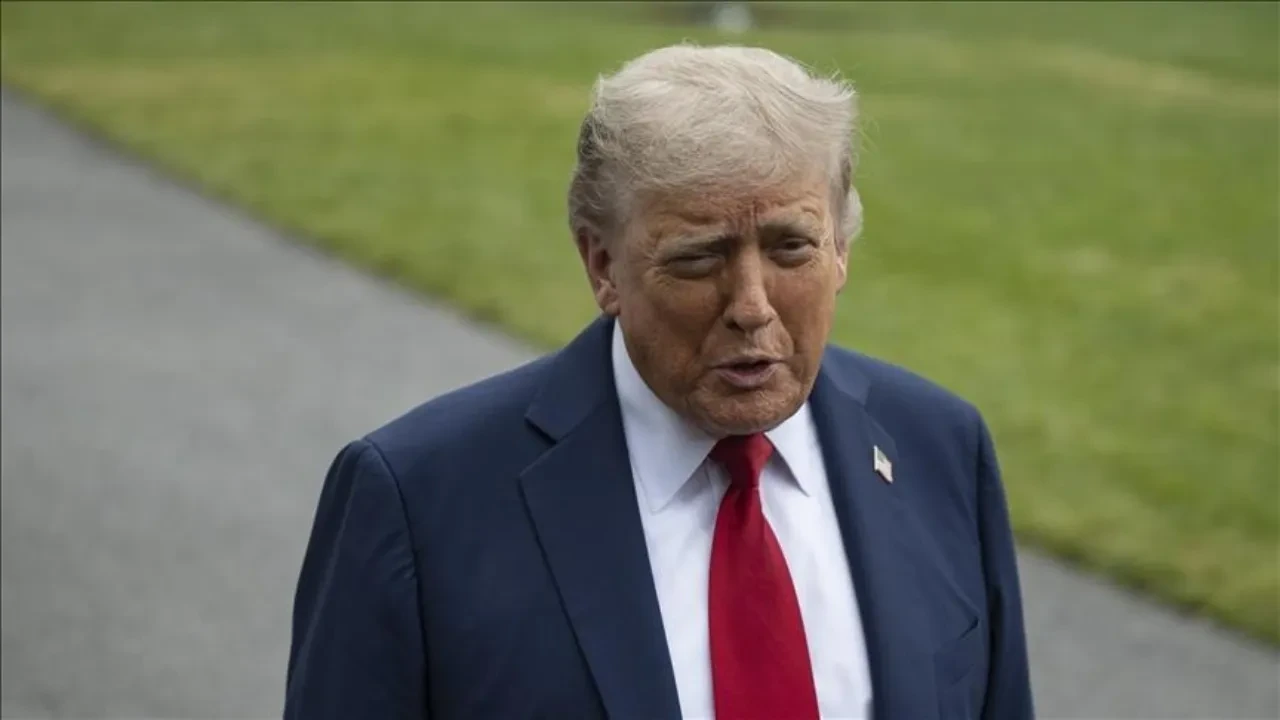 Trump'tan yükselen benzin fiyatları için hamle: Vergiler askıya alınıyor!