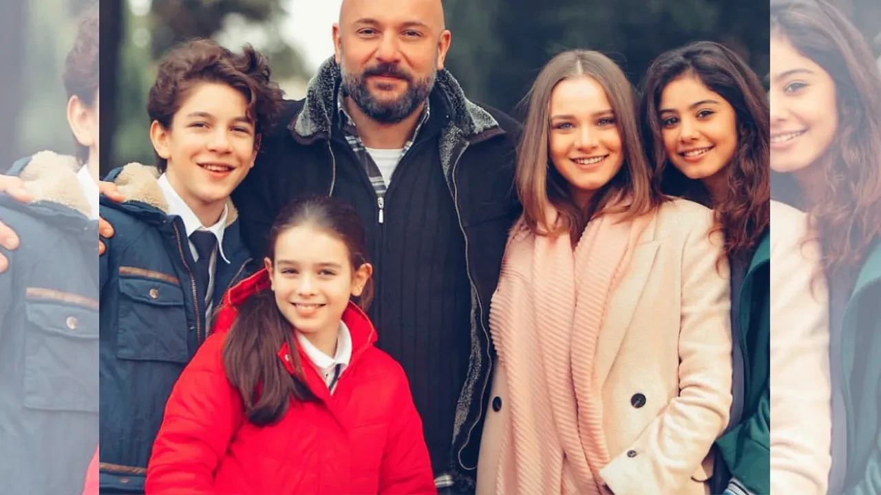 Ülkü Hilal Çiftçi’nin yıllar öncesine ait şarkı performansı ortaya çıktı! Eski görüntüleri sosyal medyada gündem oldu