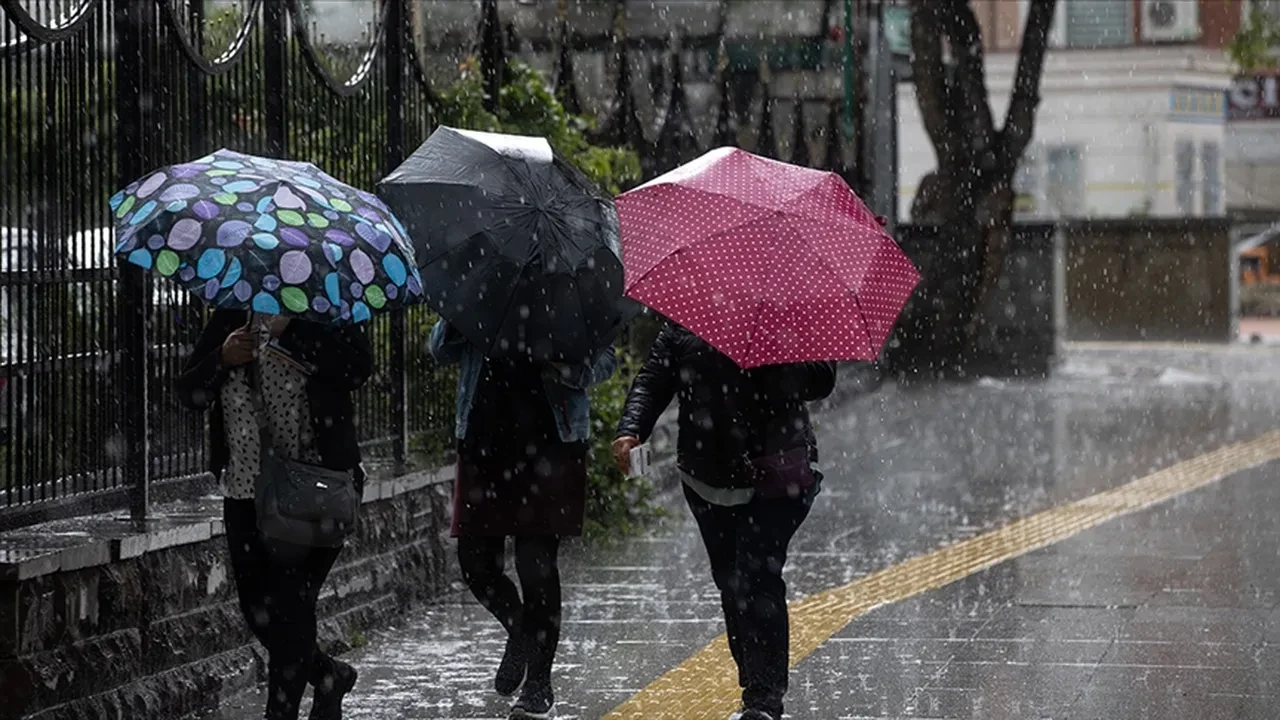 Yeni haftaya dikkat! Meteoroloji 39 ili uyardı: Gök gürültülü sağanak geliyor
