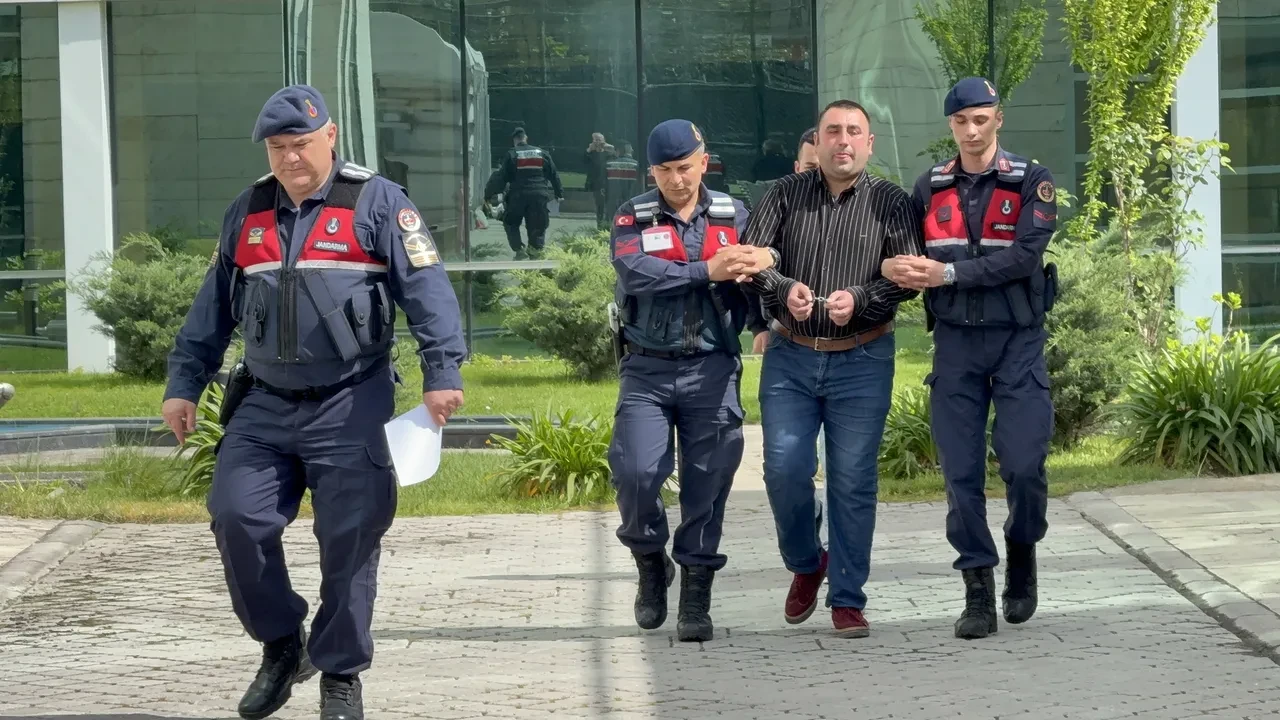 Babasını 8 kurşunla öldürdü: Söyledikleriyle herkesi şaşkına çevirdi