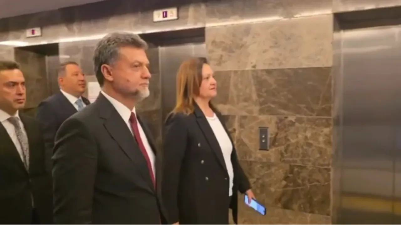Burcu Köksal, AK Parti Genel Merkezi'nde