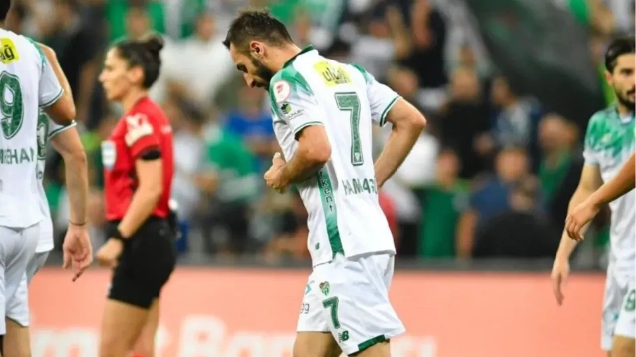 Bursaspor'da bir ayrılık daha! Hamza Gür veda etti