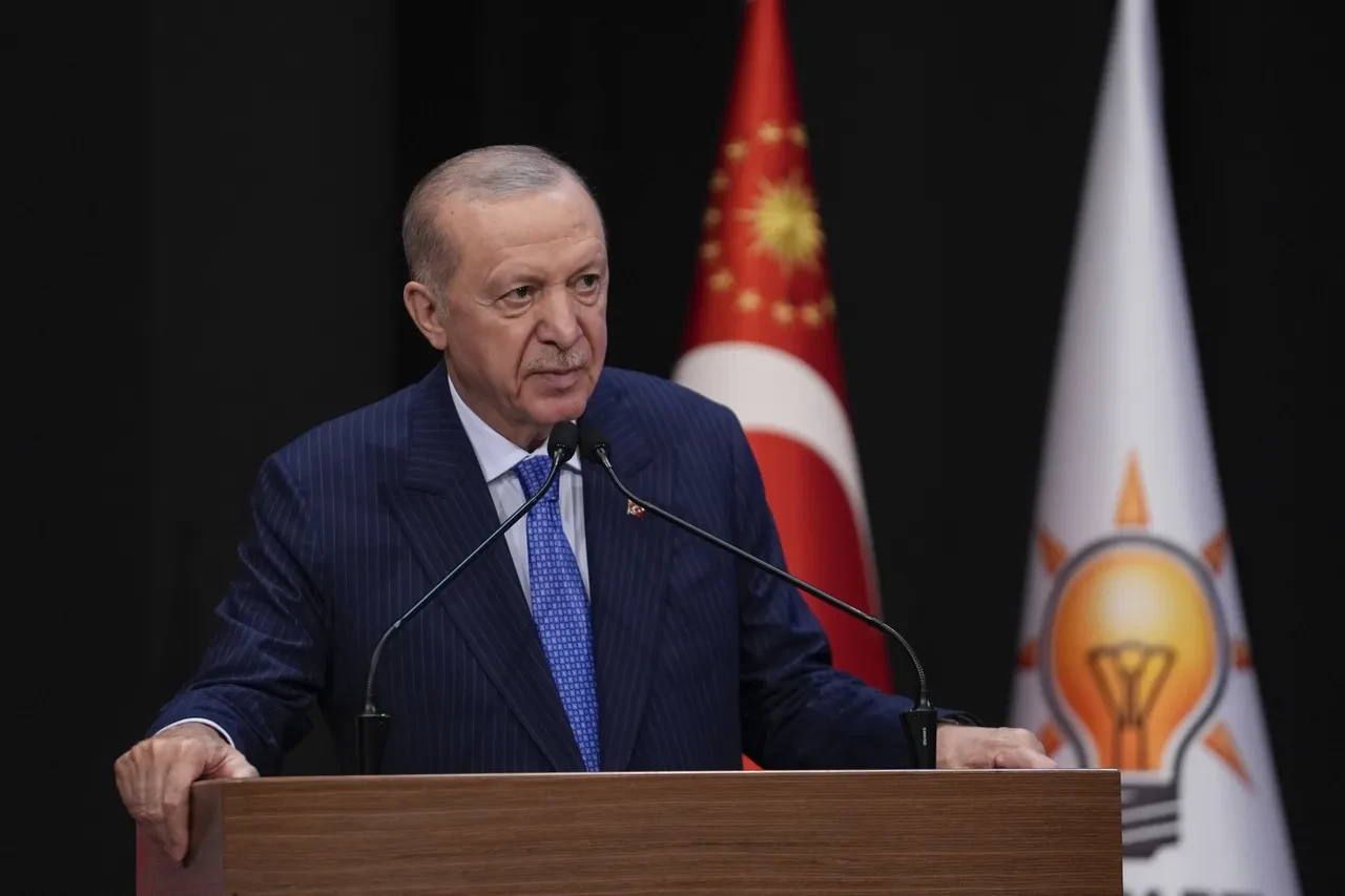 Cumhurbaşkanı Erdoğan açıkladı! Burcu Köksal AK Parti'ye katıldı: "Afyonkarahisar için birlikte çalışacağız"