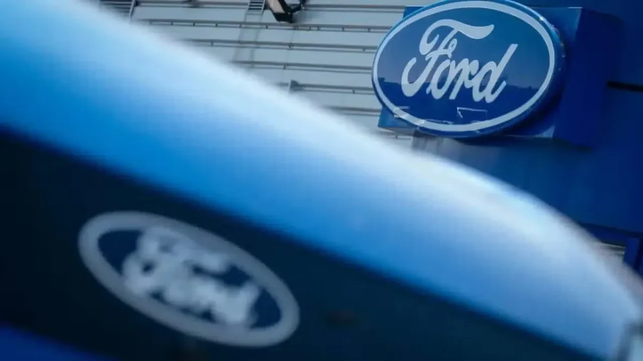 Ford’dan çok konuşulacak yeni otomatik park sistemi