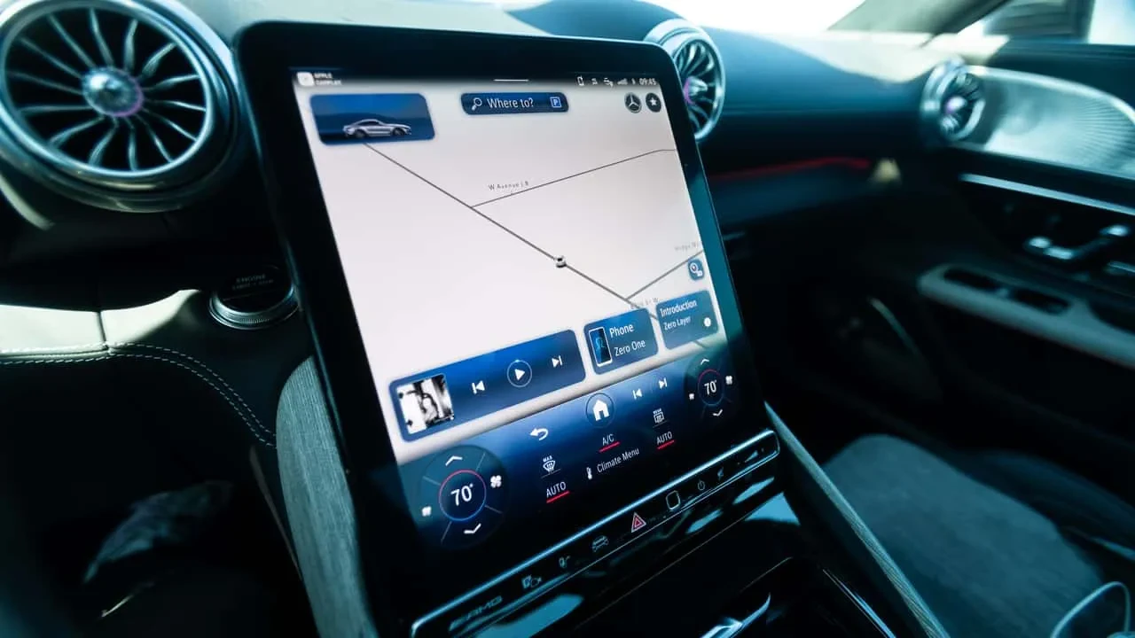 Mercedes 144 bin aracını geri çağırdı: Ekranlarda kritik hata