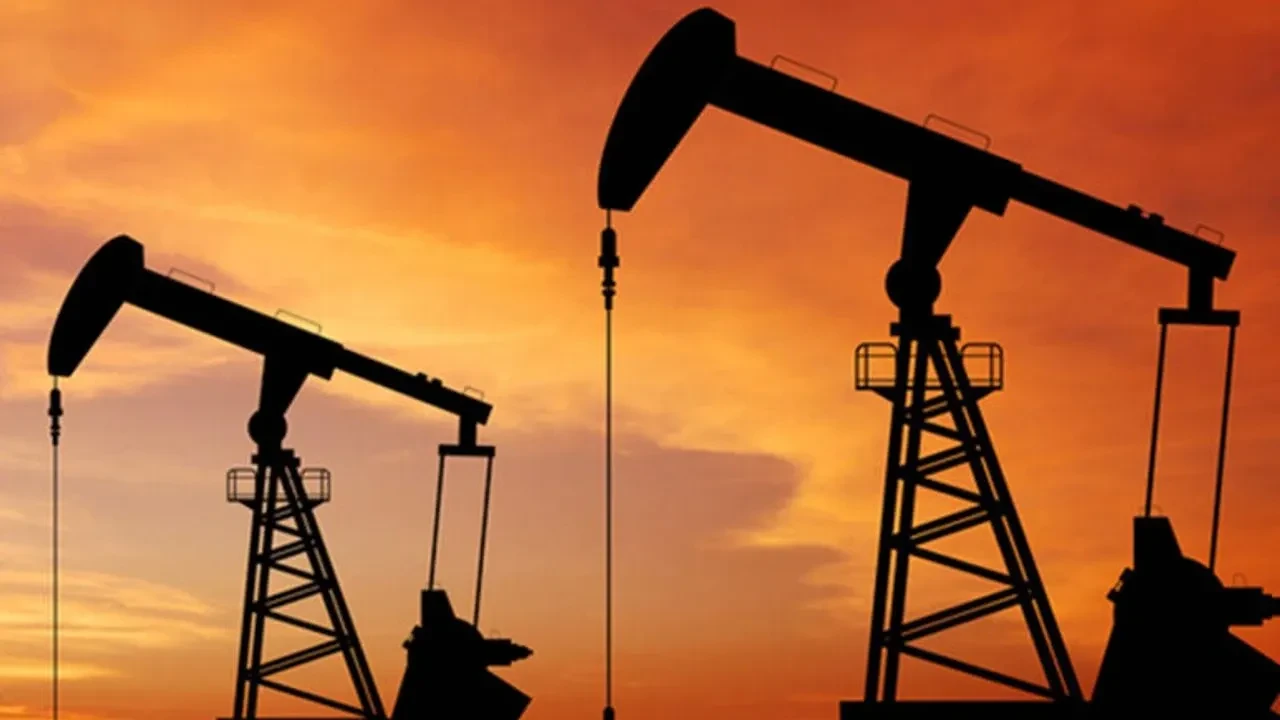 Petrol için peş peşe korkutan açıklama
