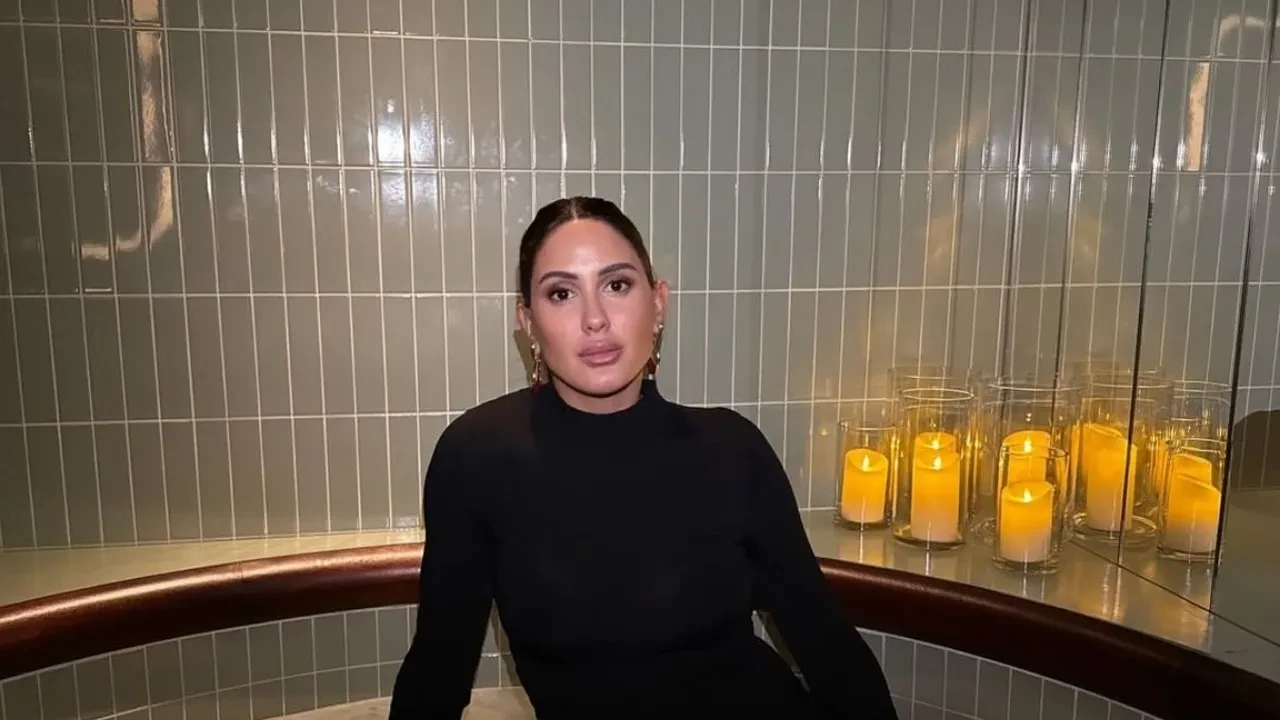 Sahra Işık ve eşi İdris Aybirdi’nin boşanmasının ardındaki mesaj iddiası! Sosyal medyada gündem oldu
