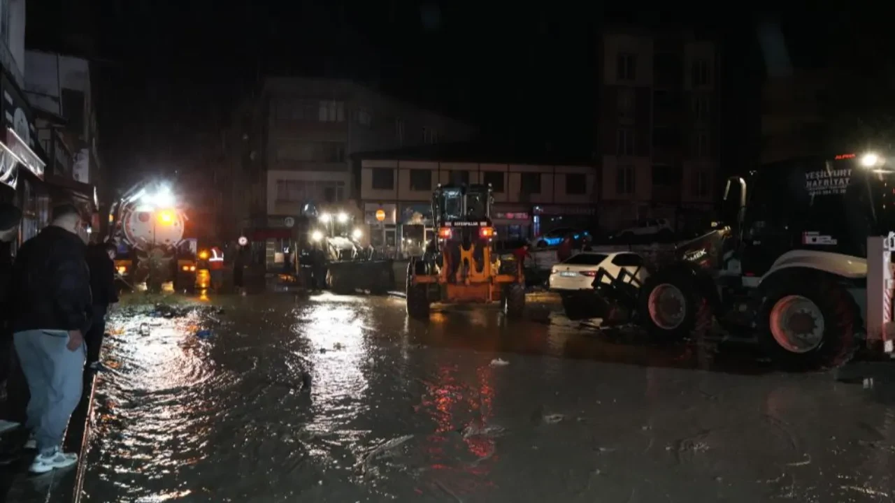 Samsun'da sel felaketi! Vali Tavlı'dan Havza açıklaması: "Can kaybı yok zarar büyük"