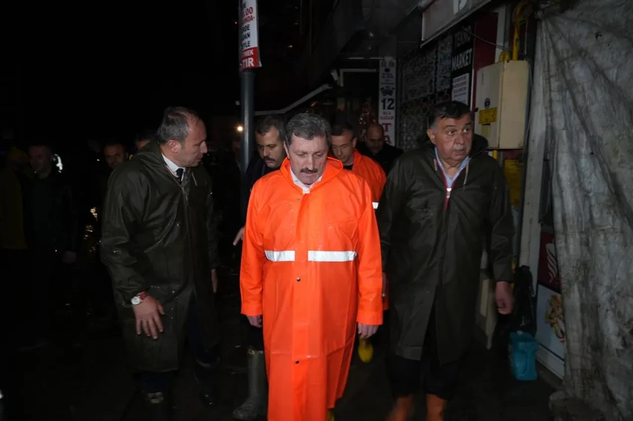 Samsun'da sel felaketi! Vali Tavlı'dan Havza açıklaması: "Can kaybı yok zarar büyük"