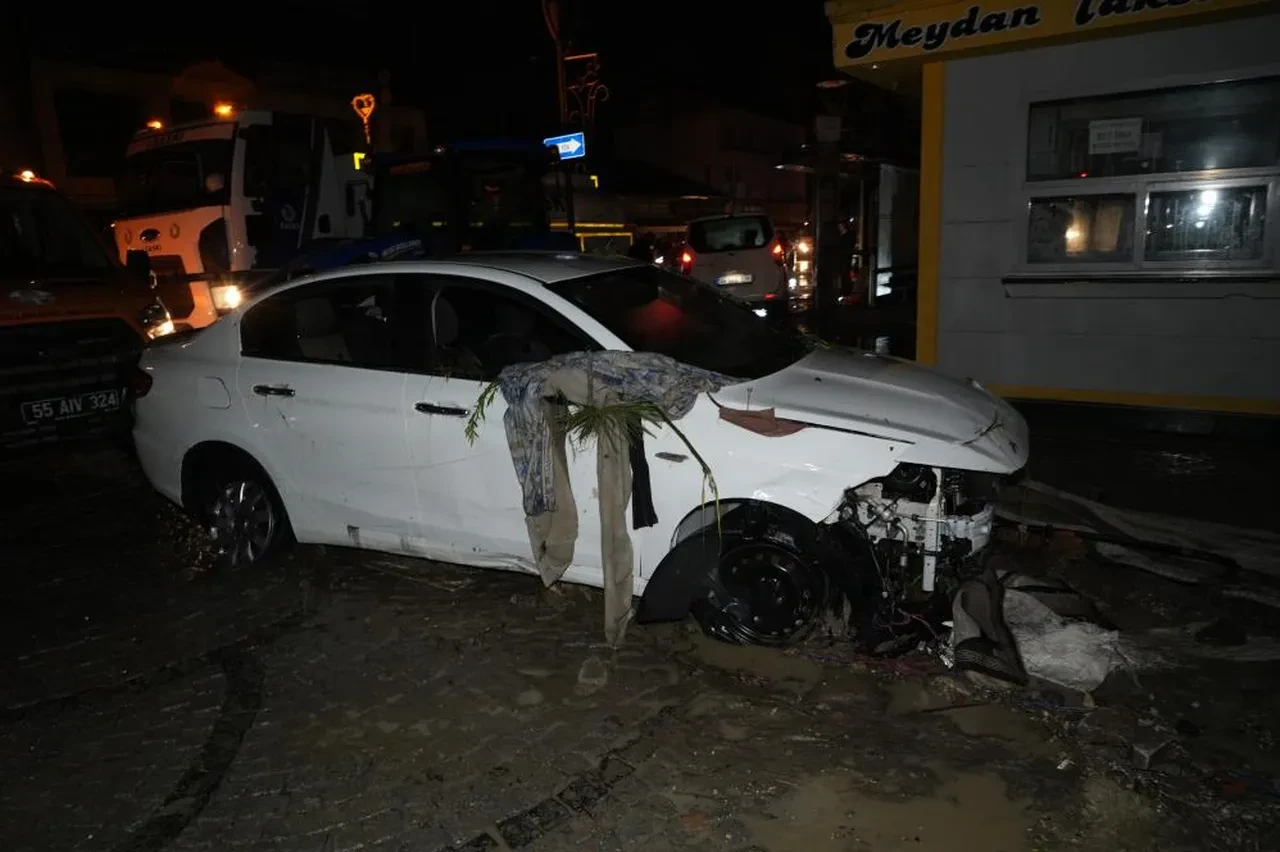 Samsun'da sel felaketi! Vali Tavlı'dan Havza açıklaması: "Can kaybı yok zarar büyük"