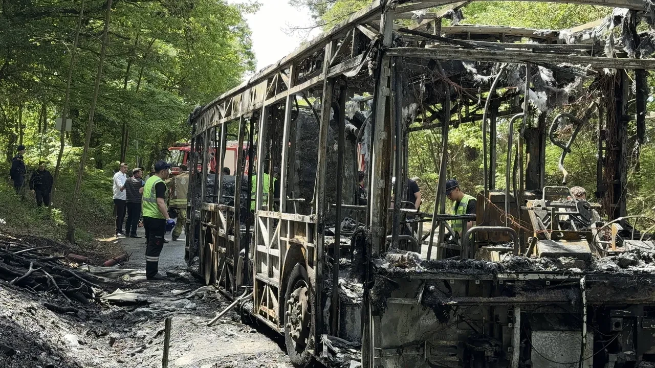 Sarıyer'de İETT otobüsünde yangın