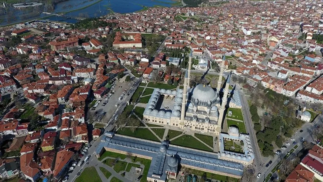 Türkiye’nin en kalabalık ailelerinin yaşadığı iller belli oldu! Tunceli’den çıkan sonuç istatistikleri altüst etti