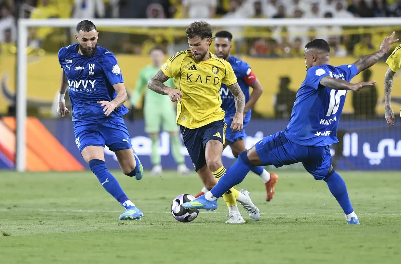 Al Nassr'ın şampiyonluğuna Al Hilal'den çelme! 90+8'de gelen gol planları altüst etti