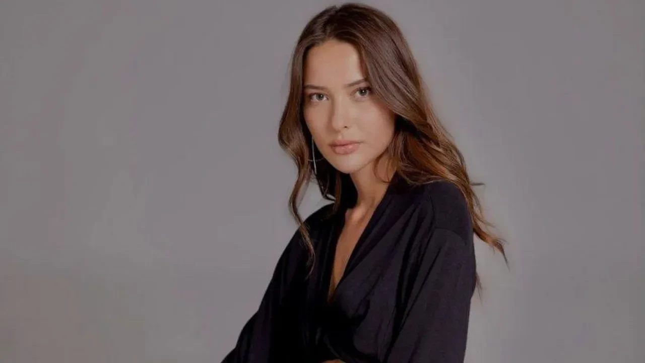 Elçin Zehra İrem Altı Üstü İstanbul dizisinde! Yaz karakteriyle geliyor