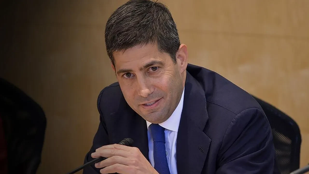 Fed başkanlığı için Kevin Warsh'a ABD Senatosu'ndan onay