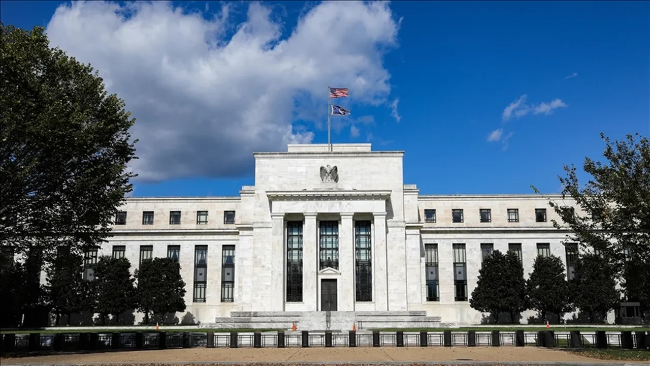 Fed başkanlığı için Kevin Warsh'a ABD Senatosu'ndan onay