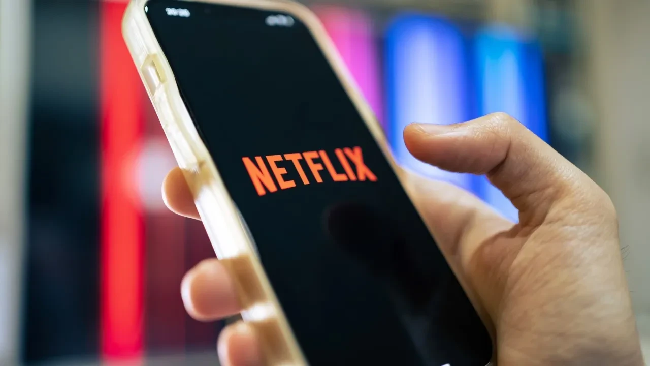 Netflix'in bağımlılık yapan algoritması mahkemelik oldu: "İzledikçe tuzağa düşüyorsunuz"