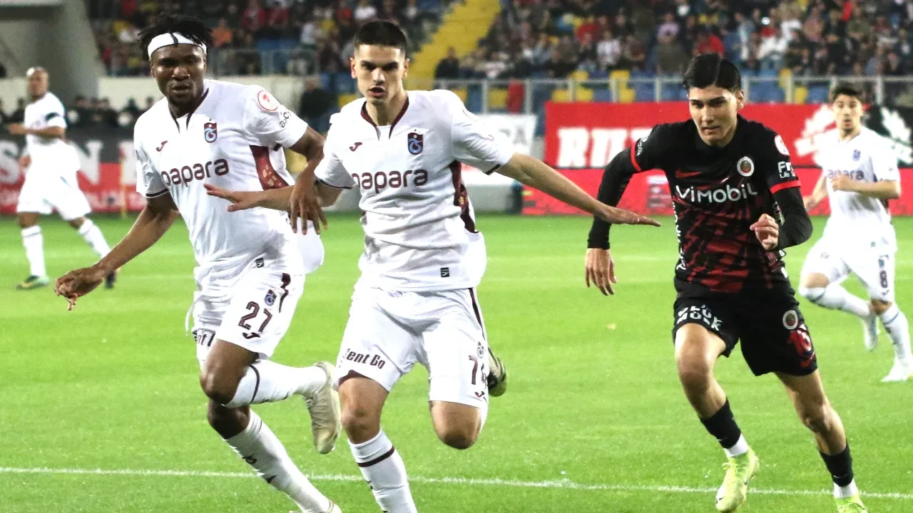 /spor/canli-mac-anlatimi-genclerbirligi-trabzonspor-ziraat-turkiye-kupasi-yari-finali-3335280