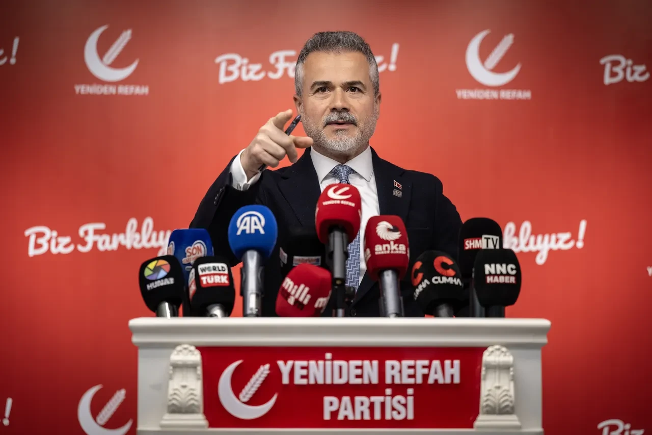 Yeniden Refah Partisi'nin cumhurbaşkanı adayı açıklandı