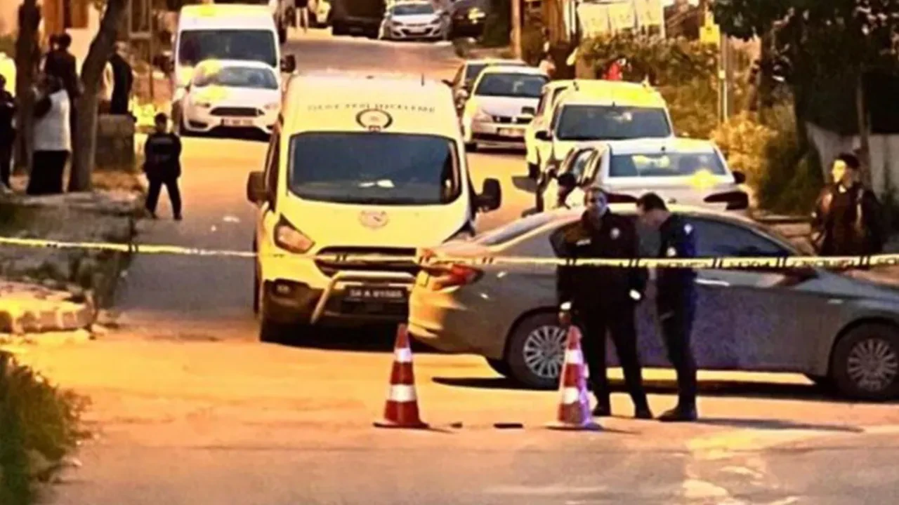Aile arasında kavga kanlı bitti! Silah sesleri yükseldi, kanlar içinde yere yığıldı