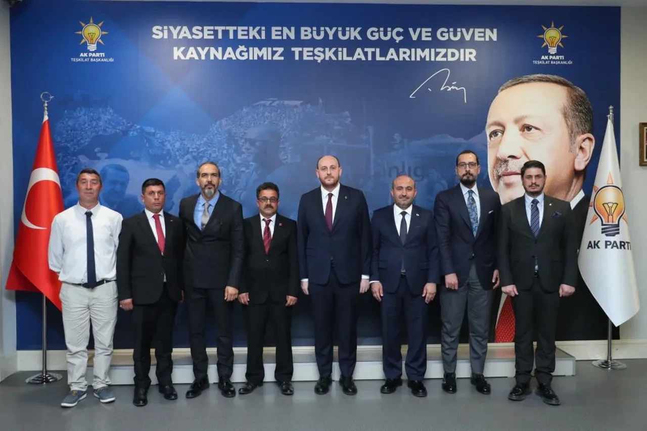 AK Parti'de görev değişimi: Yeni başkanlar atandı