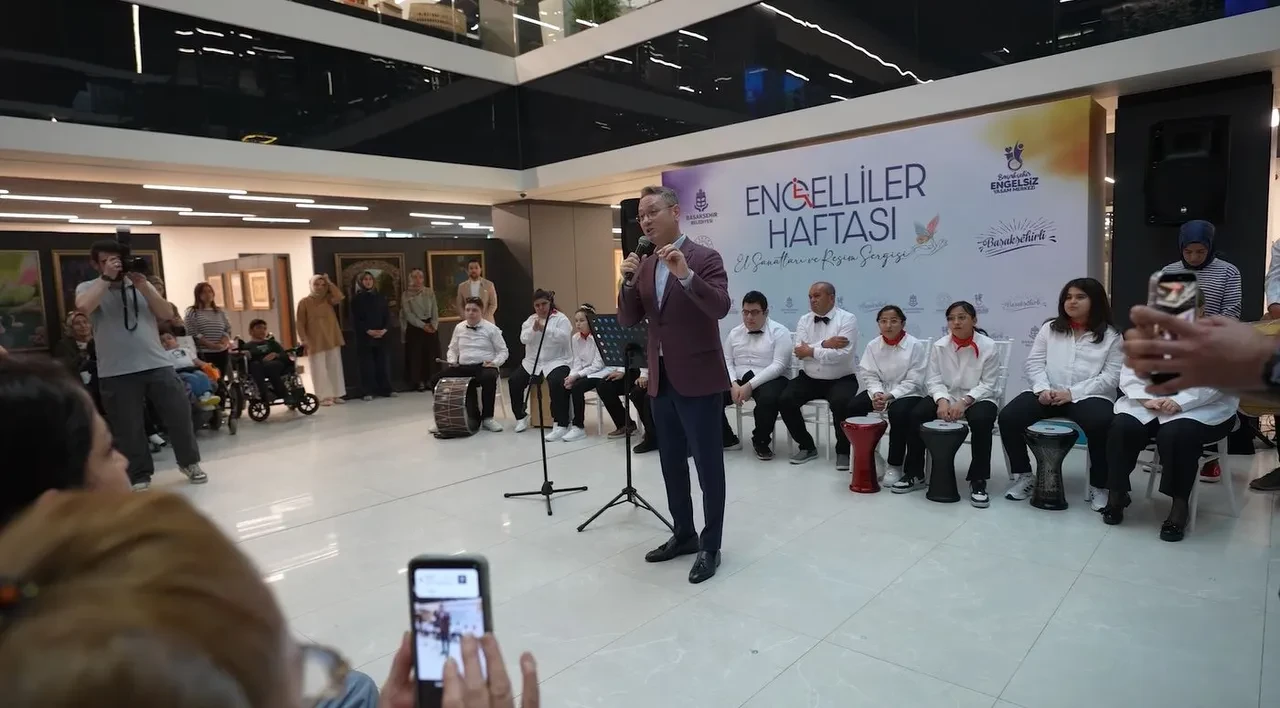 Başakşehir Belediye Başkanı Yasin Kartoğlu Engelliler Haftası etkinliğinde konuştu: Bizim çocuklarımız isterse her şeyi başarabilir