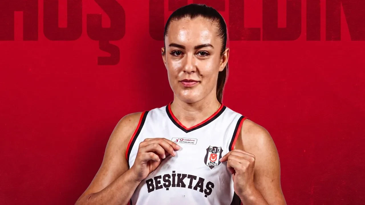 Beşiktaş'a Cezayirli oyuncu! Siyah-beyazlılar transferi resmen duyurdu