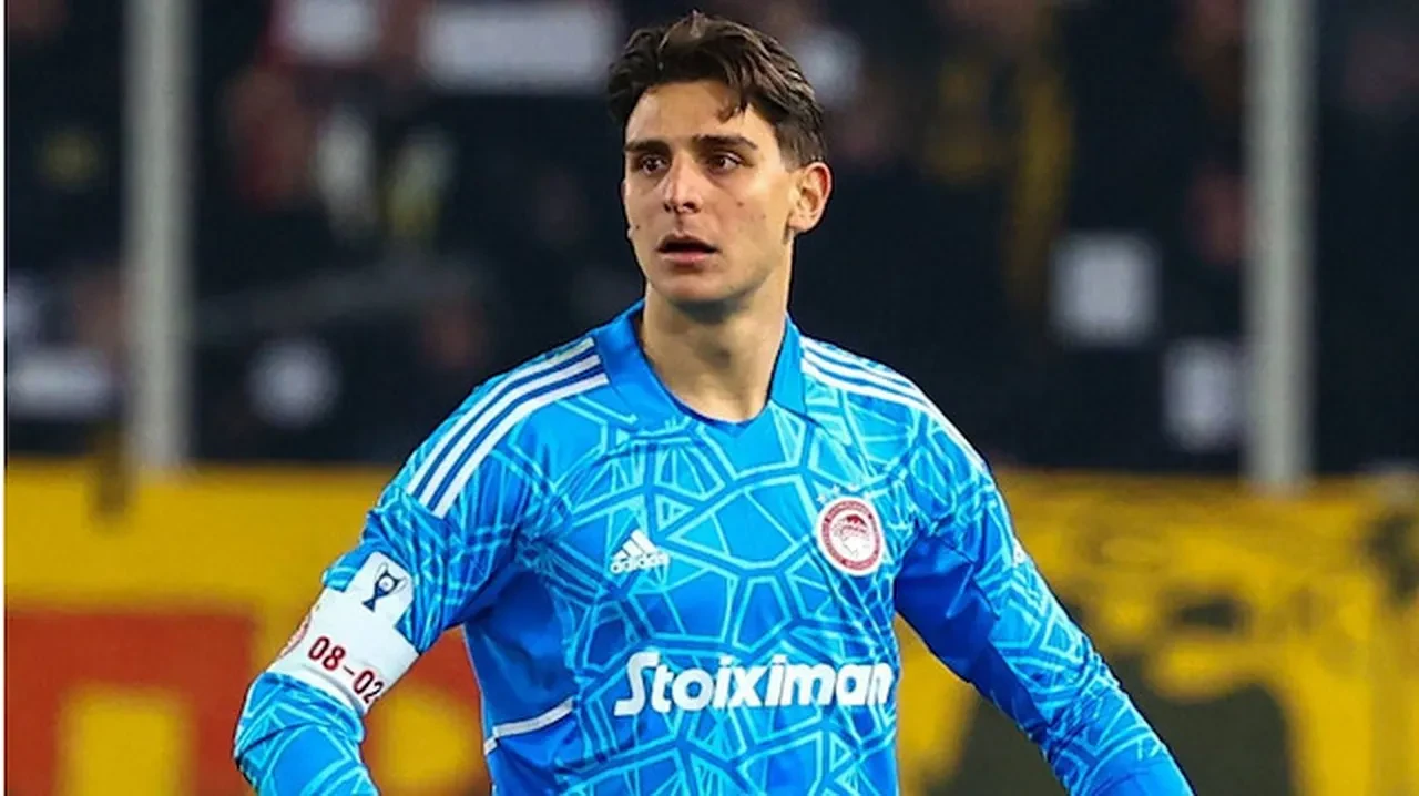 Fenerbahçe'de kale için rota komşu'ya kırıldı: Ederson gidiyor, Yunan yıldız geliyor!