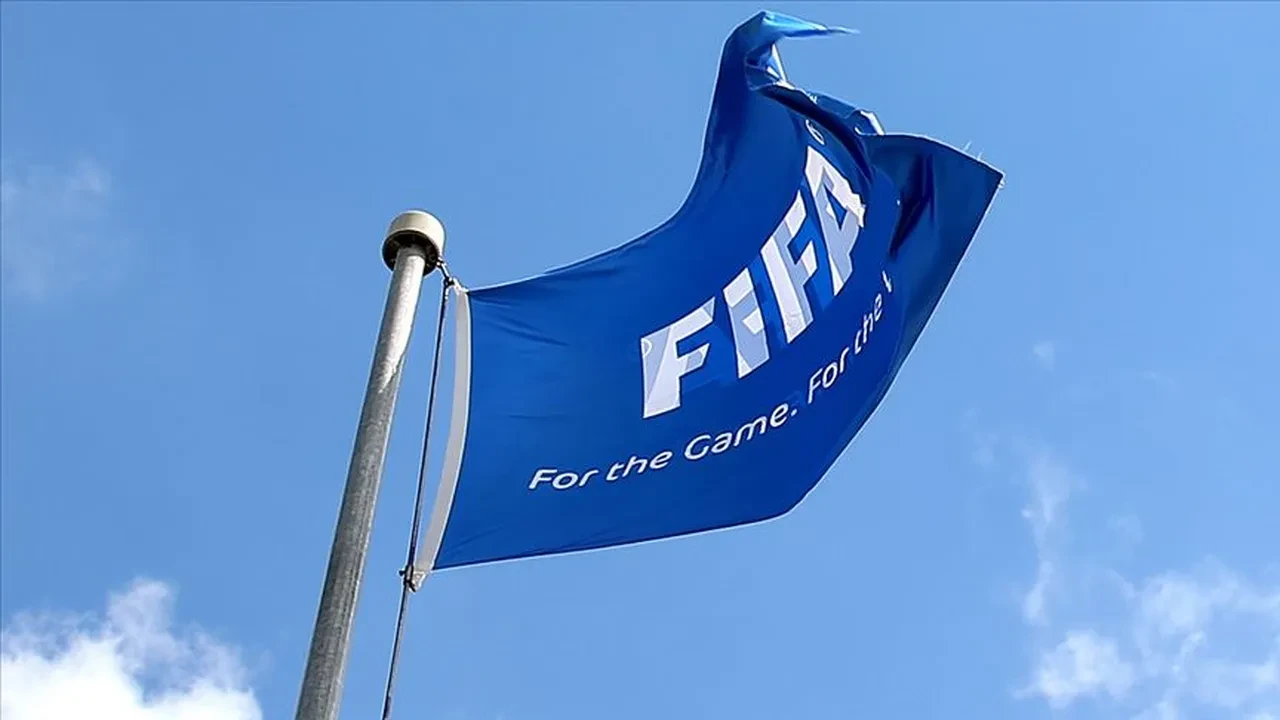 FIFA 3 Türk kulübüne transfer yasağı getirildiğini açıkladı!