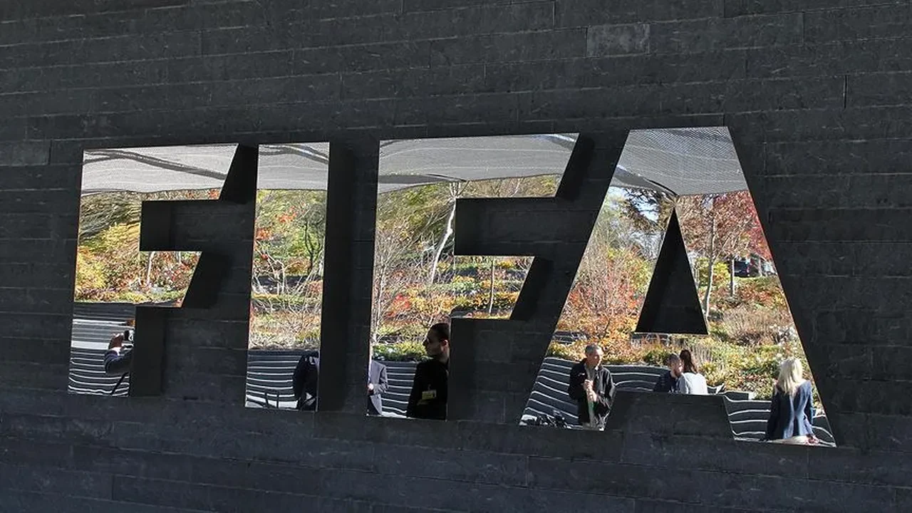 FIFA 3 Türk kulübüne transfer yasağı getirildiğini açıkladı!