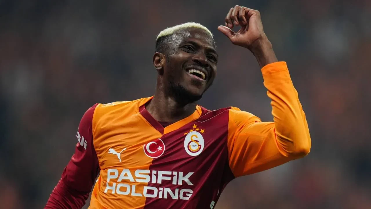 Galatasaraylı Osimhen geleceğiyle ilgili konuştu! "Galatasaray'da çok mutluyum"