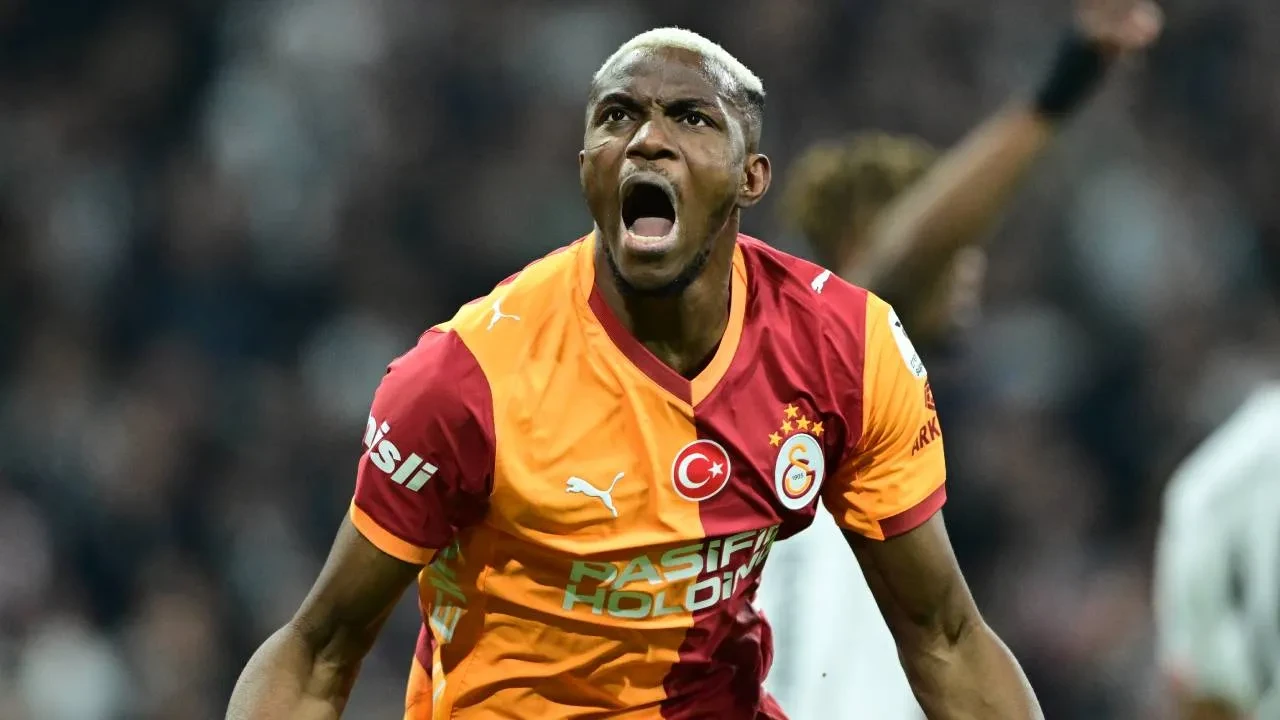 Galatasaraylı Osimhen geleceğiyle ilgili konuştu! "Galatasaray'da çok mutluyum"