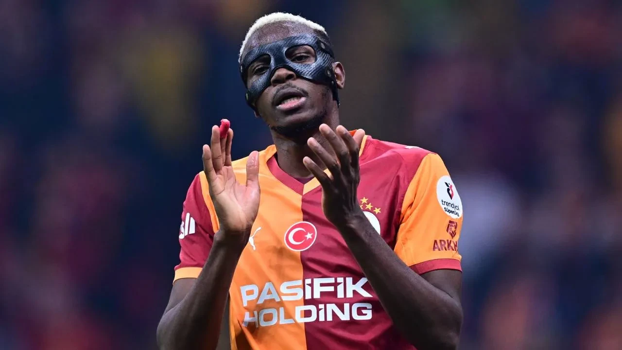 Galatasaraylı Osimhen geleceğiyle ilgili konuştu! "Galatasaray'da çok mutluyum"
