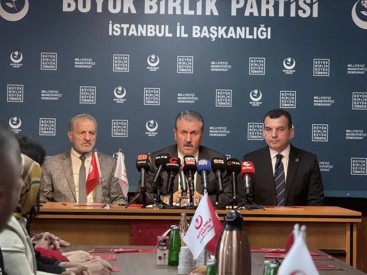 Mustafa Destici'den emekli ikramiyesi çıkışı! "10 bin TL olması gerekiyordu"