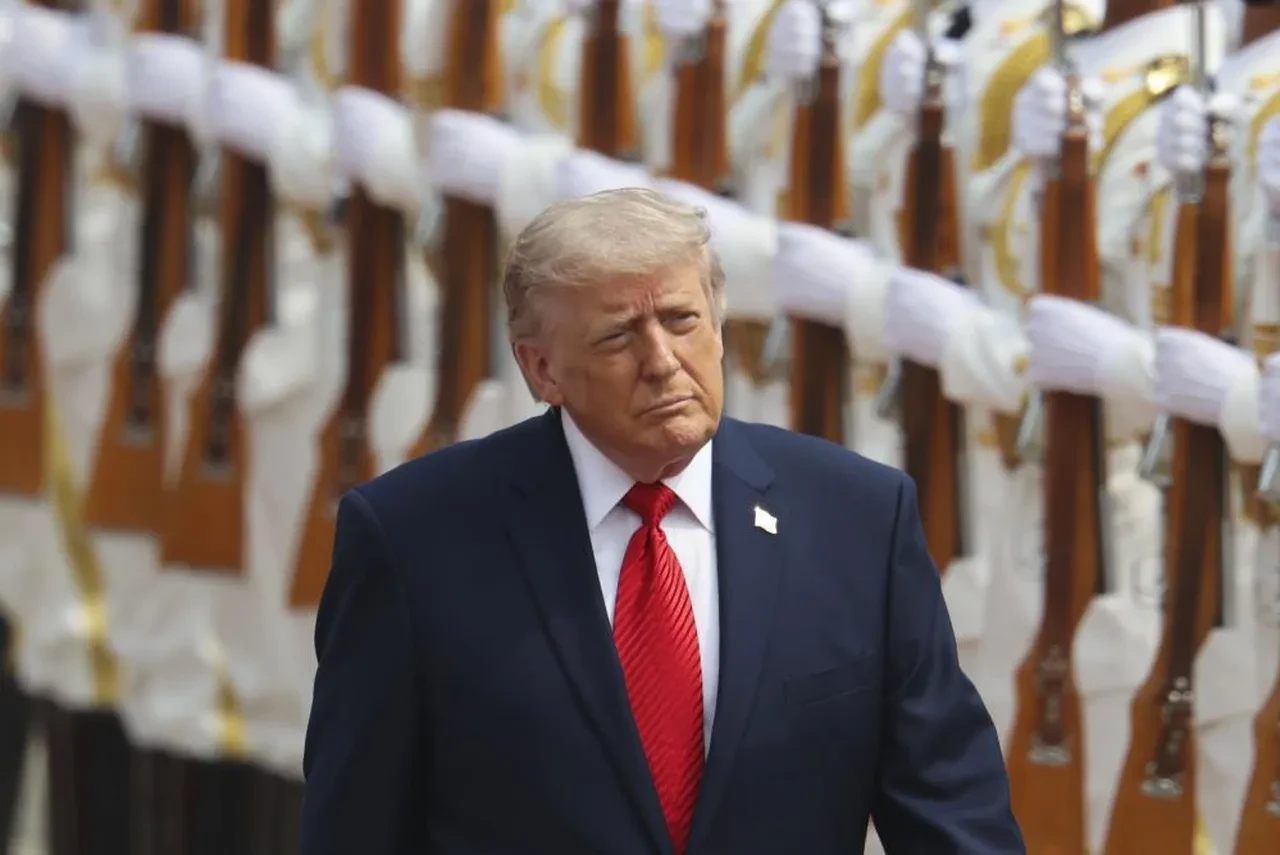 ABD lideri Trump, Çinli mevkidaşı Xi Xinping'i överken gaf yaptı: Çinlileri hedef aldı