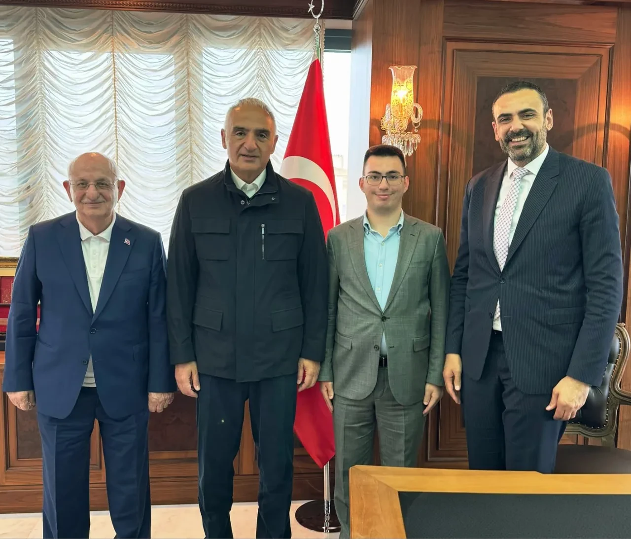 Bakan Ersoy'dan kültür, tarih ve medeniyet üzerine dikkat çeken buluşma