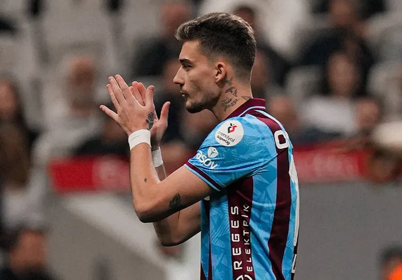 Beşiktaş ve Trabzonspor arasında Ernest Muçi pazarlıkları alev aldı: Arnavut yıldız son kararını verdi! 