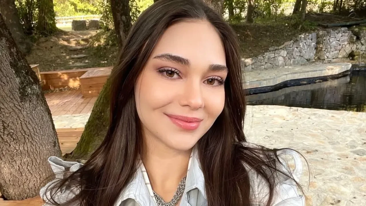 Ezgi Dalgıç kimdir? Ezgi Dalgıç kaç yaşında? Ezgi Dalgıç hangi dizilerde oynadı?