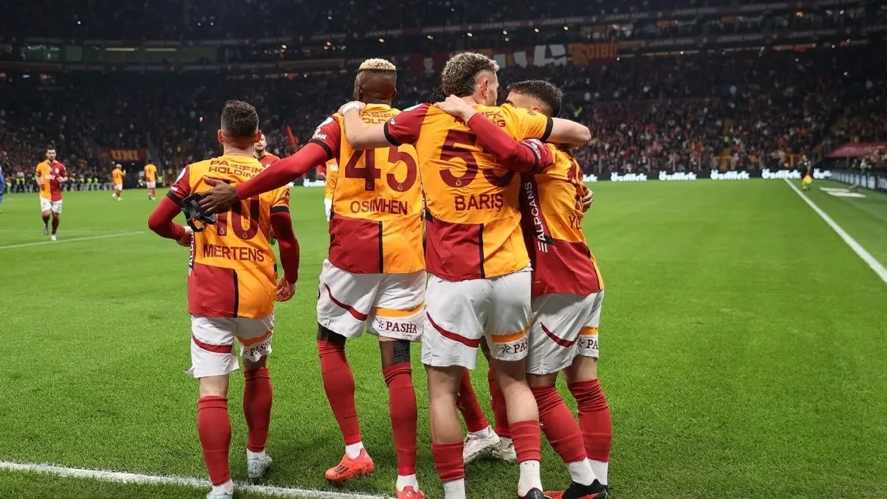 Galatasaray bu kez sanatçı istemedi! Kutlamaları yalnız yapacak