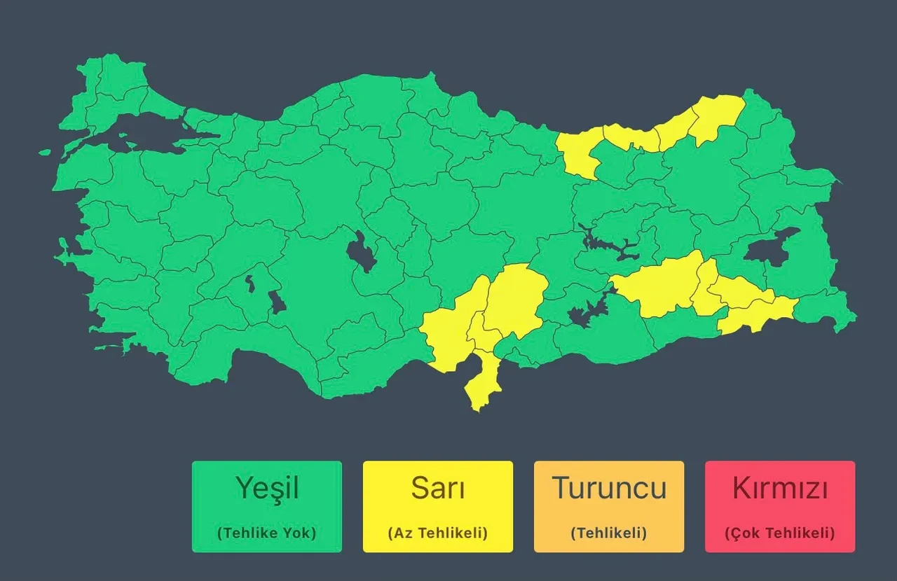 İçişleri Bakanlığı'ndan kritik hava durumu uyarısı: 12 ilde şiddetli yağış ve fırtına bekleniyor