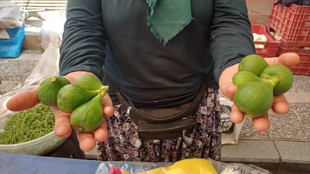 İncir reçelinin gizli kahramanı “Deli İlek”! Pazarlarda dikkat çeken lezzet